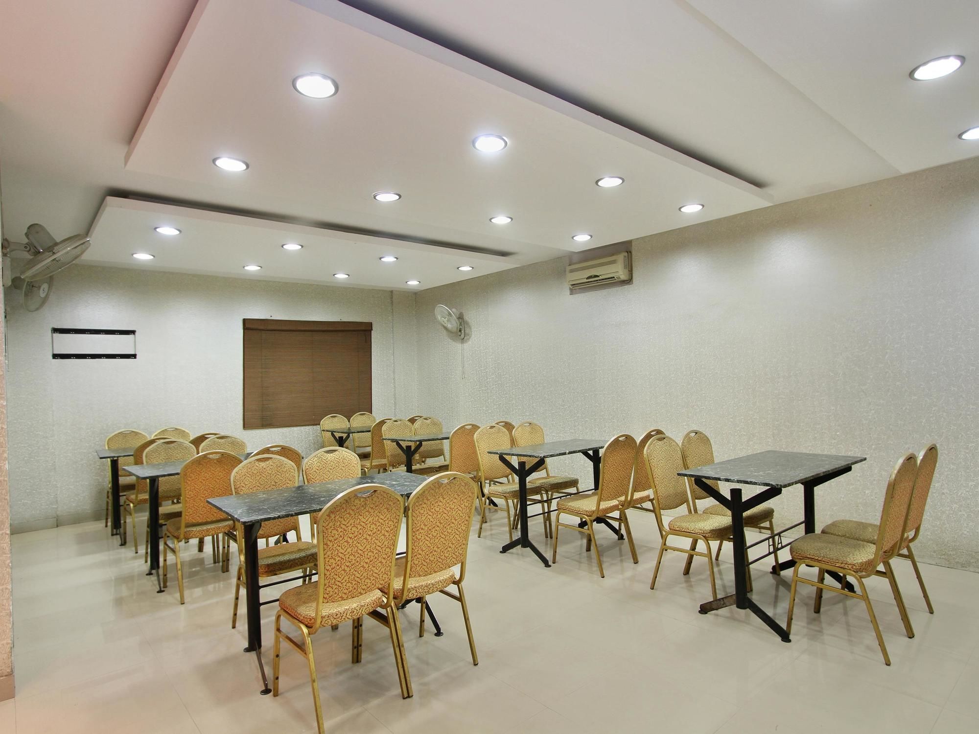 โอโย 435 โฮเต็ล อัมศิ อินเตอร์เนชั่นแนล Hotel บังกาลอร์ ภายนอก รูปภาพ